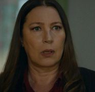 Rezumat „Minciuni de familie”, episodul 64, difuzat în 25 septembrie la Kanal D: Guzide îl confruntă pe Sezai și îi cere să spună adevărul despre Kahraman